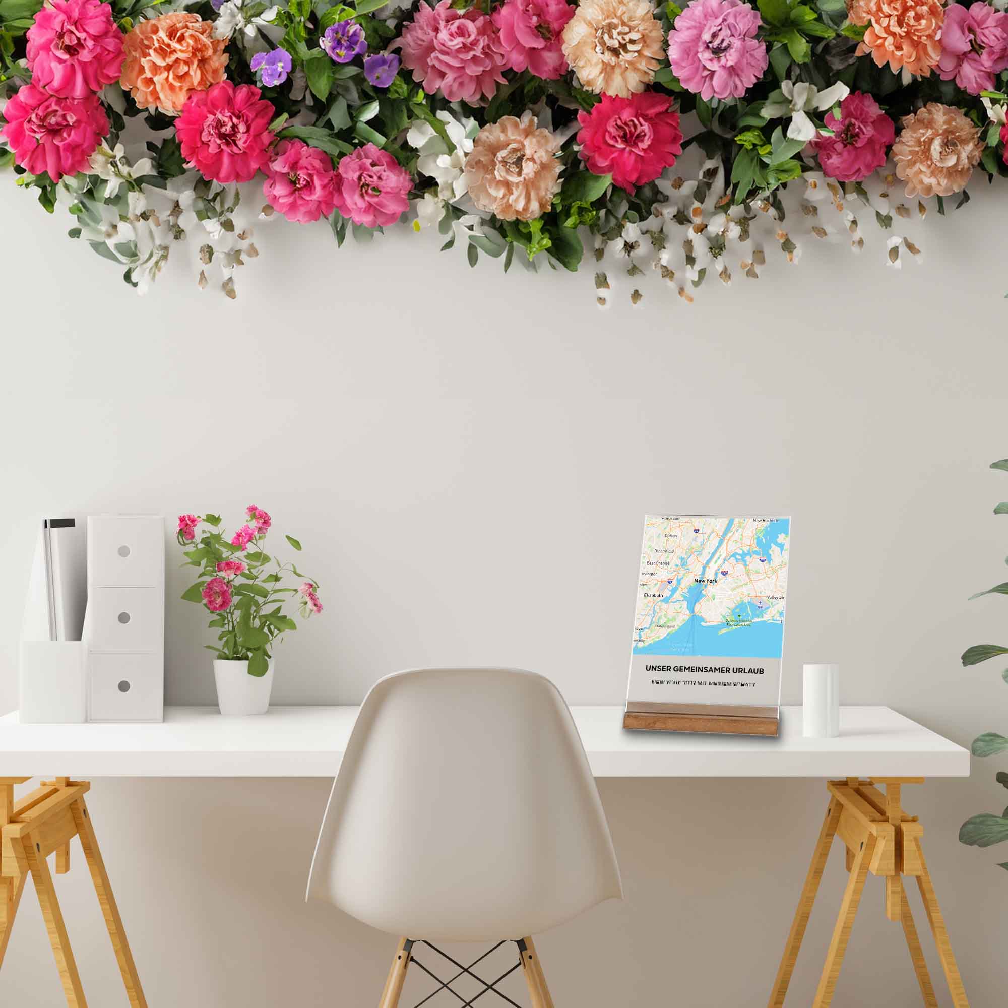 New York Geschenk-Dekoration auf dem Schreibtisch-mit Blumenkranz